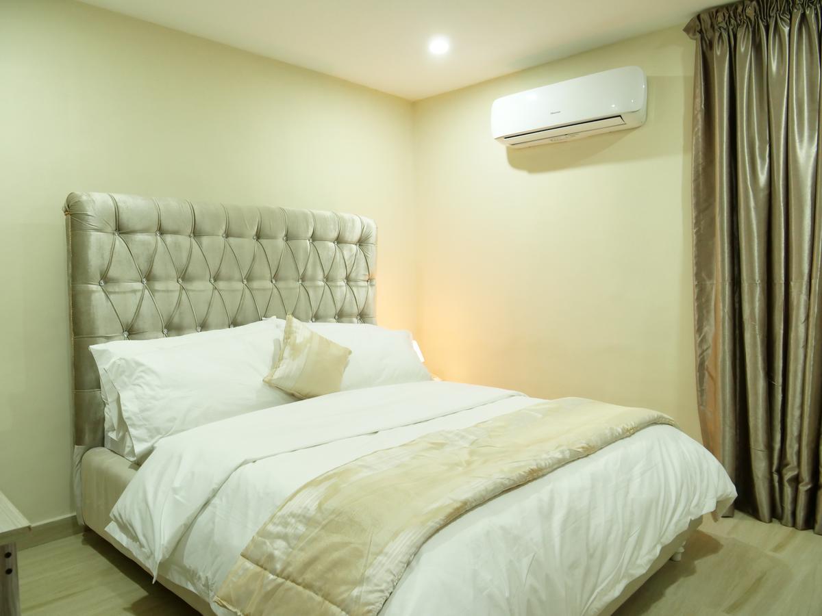 Alexia'S Place Hotel Lagos Exterior foto